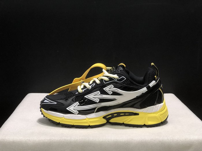 OFF WHITE Be Right Back 36 45 5