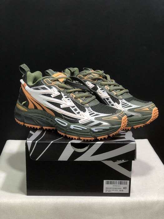 OFF WHITE Be Right Back 36 45 8