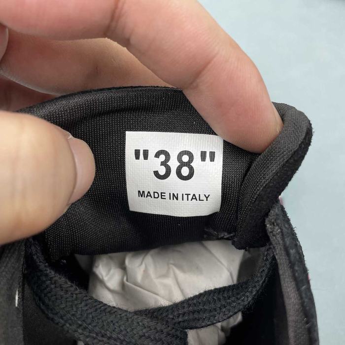 OFF WHITE GYM SHOES LOVERS  36 47 3