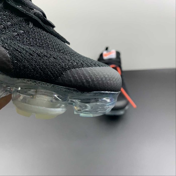 THE 10 Air VaporMax FK 2018  OFF WHITE  AA3831 002  35.5 47.5