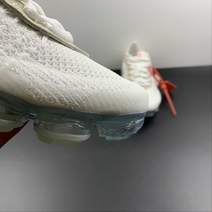 THE 10 Air VaporMax FK 2018 OFF WHITE AA3831 100 35.5 47.5