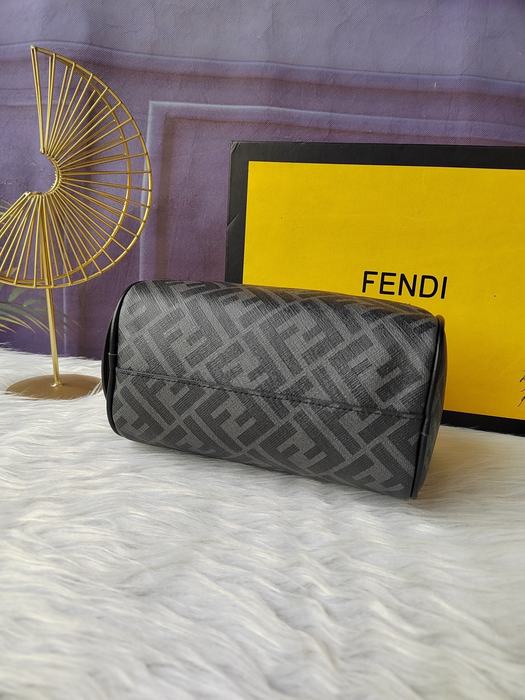 Bag Fendi Black Size 25x17x13cm