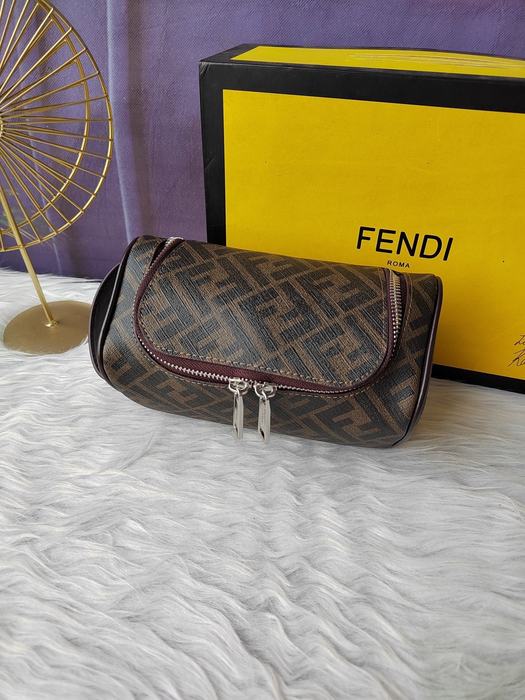 Bag Fendi Brown Size 25x17x13cm