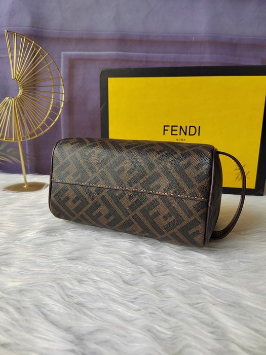 Bag Fendi Brown Size 25x17x13cm