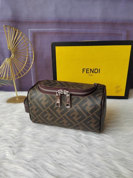 Bag Fendi Brown Size 25x17x13cm