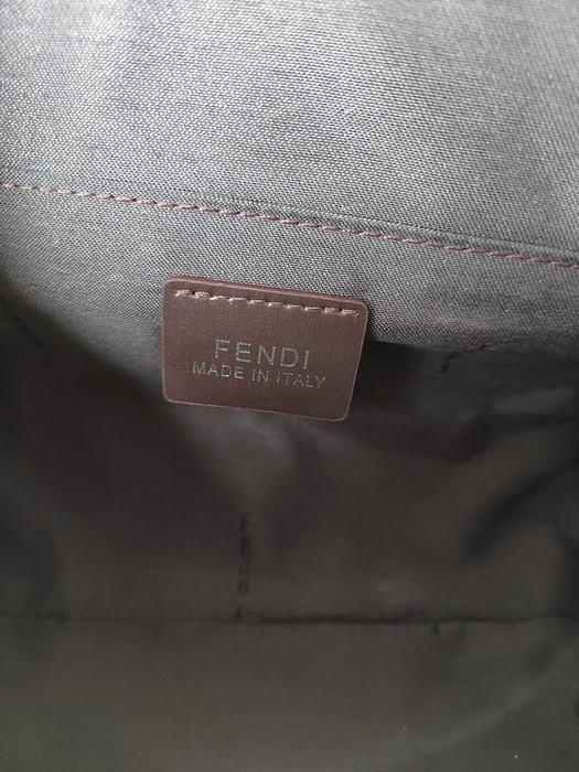 Bag Fendi cosmetic bag Beige Size 25x17x13cm