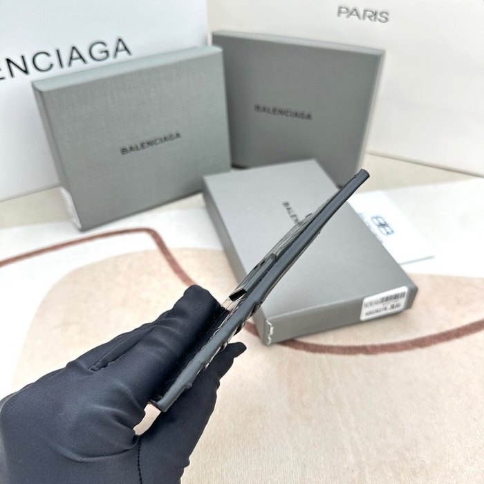 Card holder Balenciaga embossed crocodile pattern Black 001