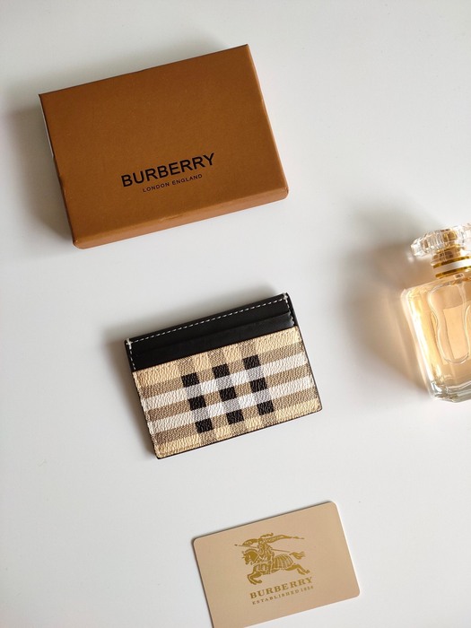 Card holder Burberry check pattern with leather trim Beige Size 10.5x7.5cm