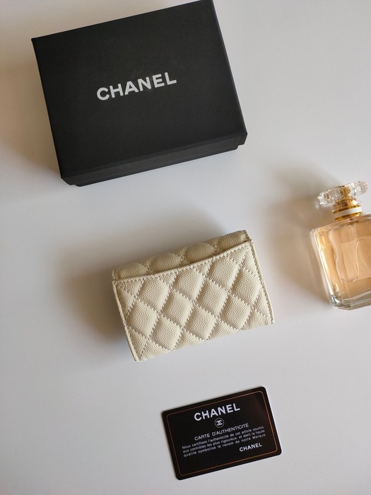 Card holder CHANEL classic flap Beige Size 7.5x11.3x2.1cm