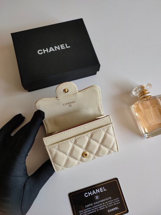 Card holder CHANEL classic flap Beige Size 7.5x11.3x2.1cm
