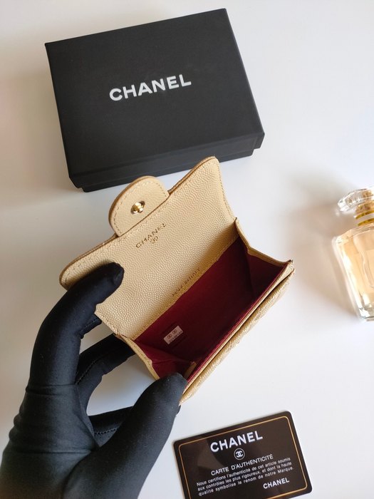 Card holder Chanel classic flap Beige Size 7.5x11.3x2.1cm 001