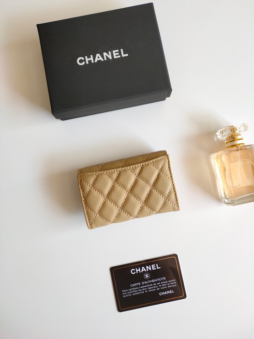 Card holder Chanel classic flap Beige Size 7.5x11.3x2.1cm 001