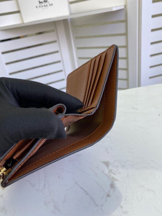 Card holder Coach Brown Size 15x11cm