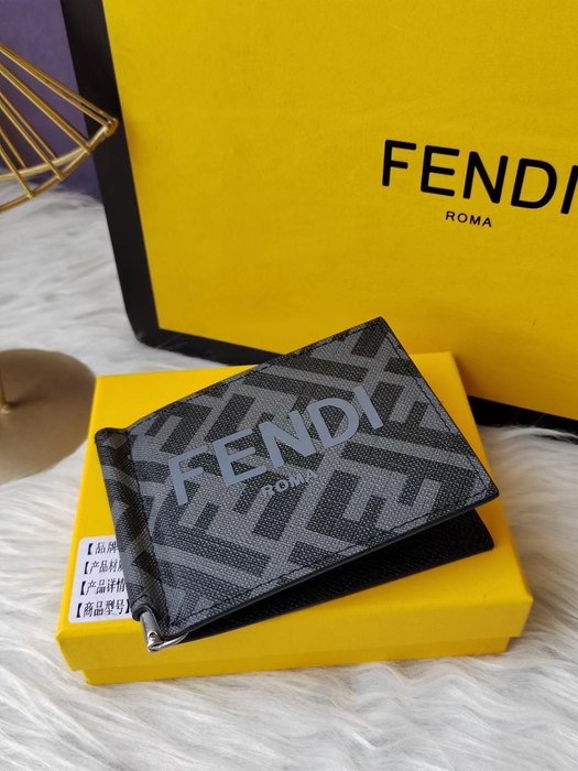 Card holder Fendi bi fold card holder Black