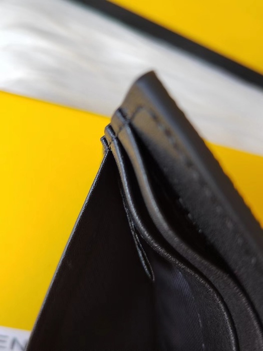 Card holder Fendi bi fold card holder Brown