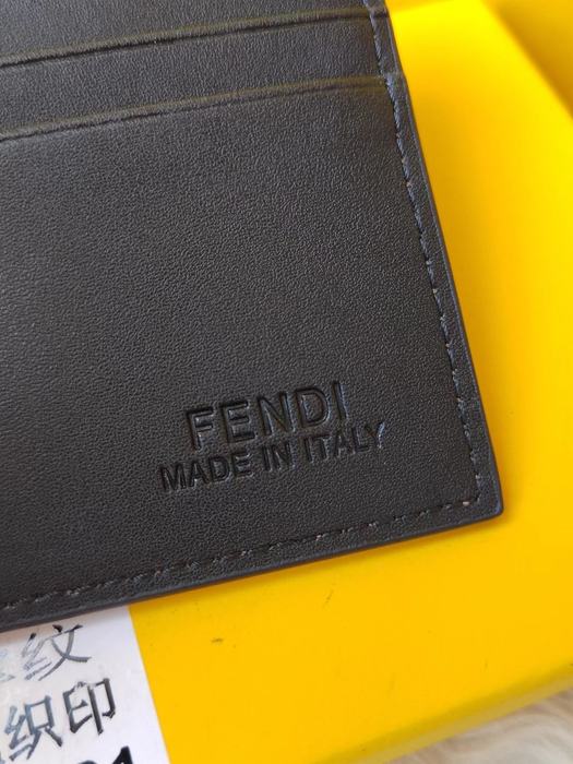 Card holder Fendi bi fold card holder Brown
