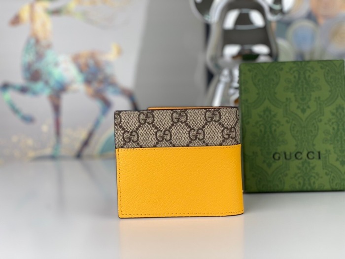 Card holder Gucci Beige Size 11x9cm