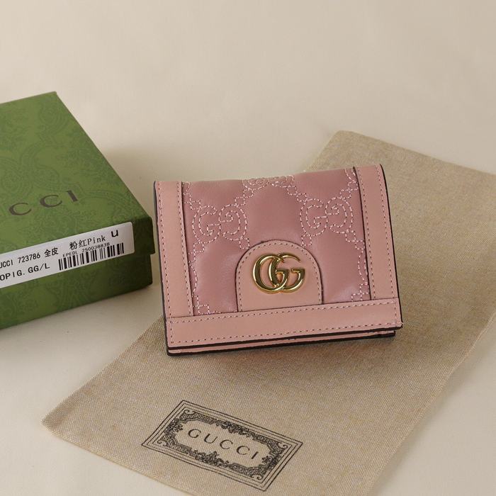 Card holder Gucci GG Marmont bi fold card wallet Beige Size 11x8.5x3cm