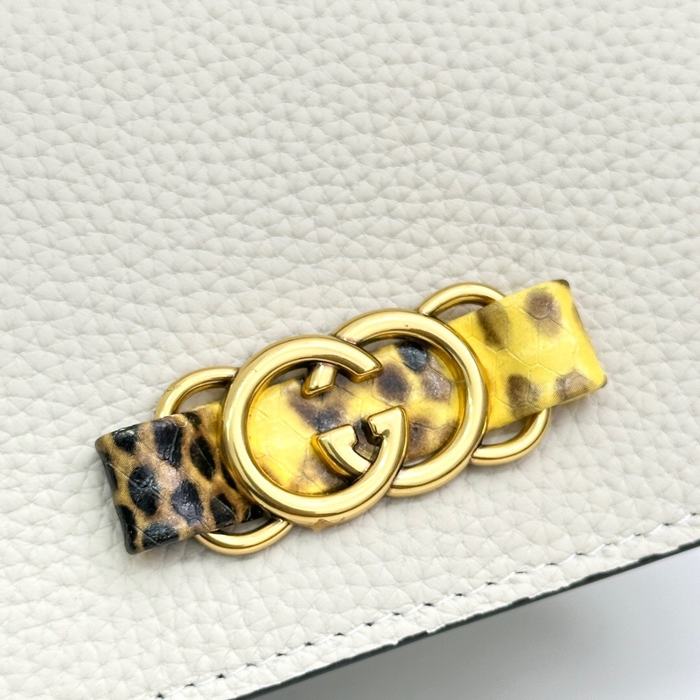 Card holder Gucci compact card holder with GG logo White Size 11x9x3cm