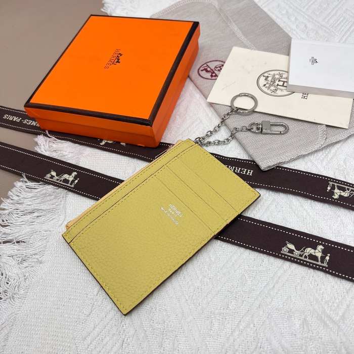 Card holder Hermès Togo leather card holder Beige Size 11.9x8.3cm