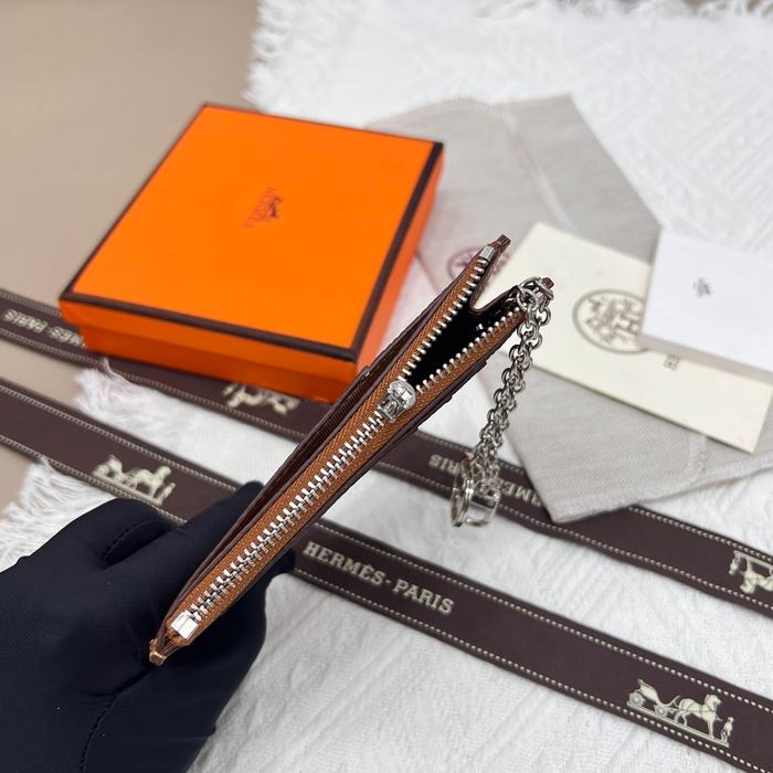 Card holder Hermes Togo leather with silver chain Brown Size 11.9x8.3cm