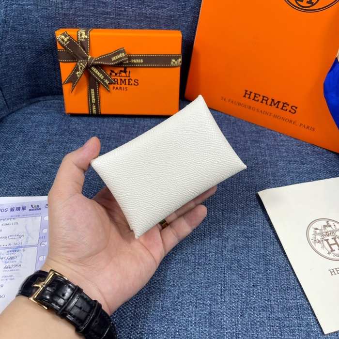 Card holder Hermes White Size 10x6cm