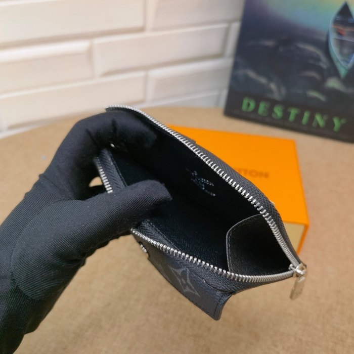 Card holder Louis Vuitton Black Size 13x9.5x2.5cm