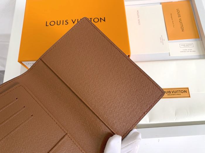 Card holder Louis Vuitton Brown Size 10x14cm