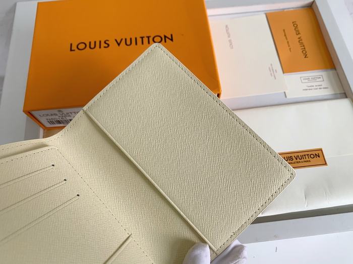 Card holder Louis Vuitton Damier Azur Beige Size 10x14cm