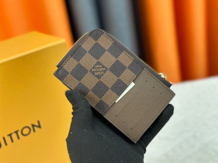 Card holder Louis Vuitton Damier Ebene Brown Size 13x18x1cm