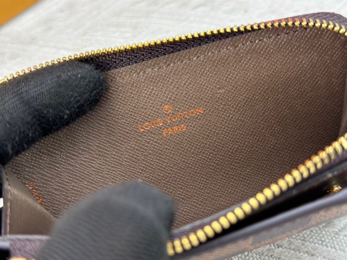 Card holder Louis Vuitton Damier Ebene Brown Size 13x18x1cm
