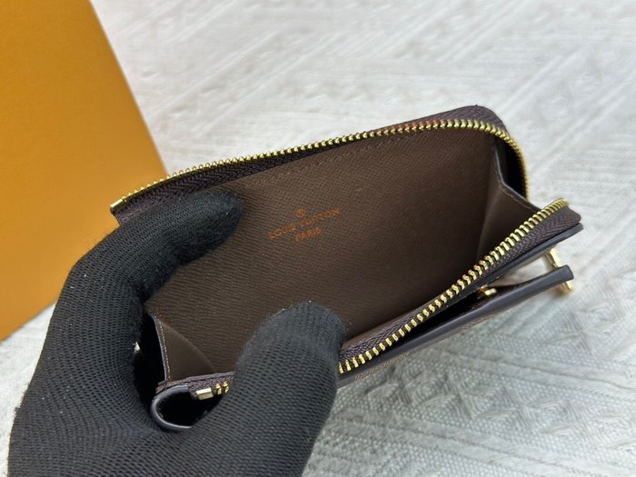 Card holder Louis Vuitton Damier Ebene Brown Size 13x18x1cm