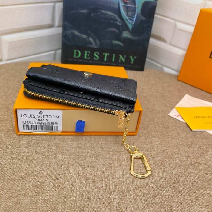 Card holder Louis Vuitton M69431 Monogram Embossed Black Size 13x9.5x2.5cm