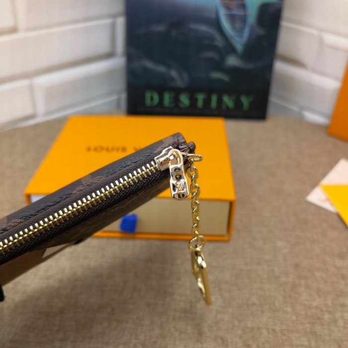 Card holder Louis Vuitton M69431 Monogram Brown Size 13x9.5x2.5cm 001