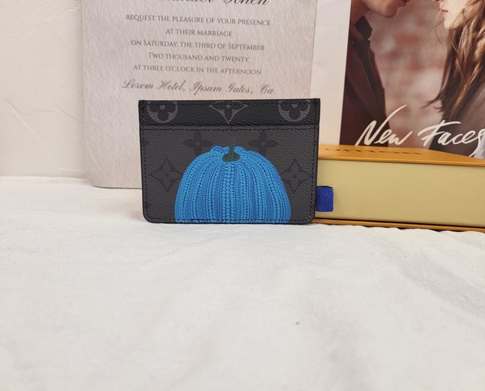 Card holder Louis Vuitton Monogram Pumpkin Print Black Size 7.5x11.1x1cm