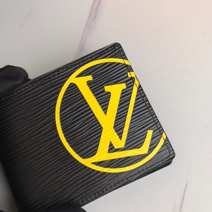 Card holder Louis Vuitton bi fold card holder Black Size 11.5x9x1.5cm