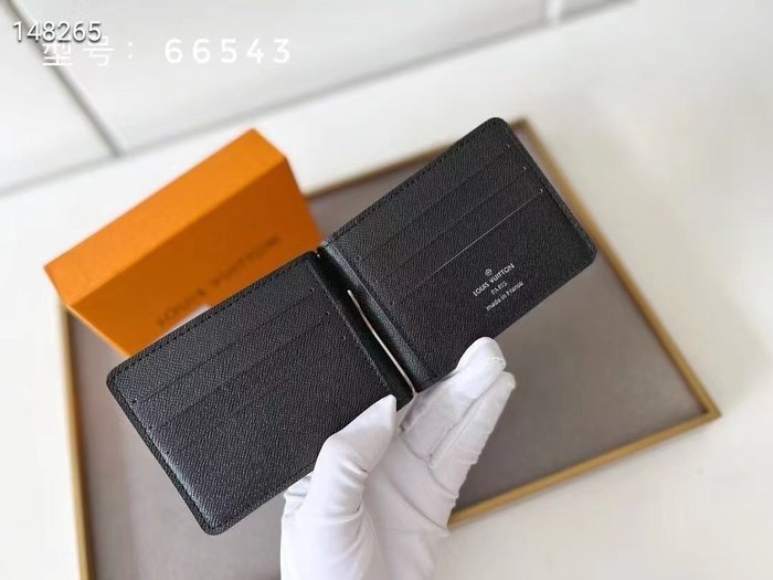 Card holder Louis Vuitton card holder with money clip Black Size 12x8cm