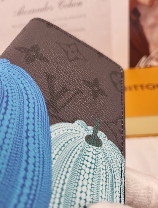 Card holder Louis Vuitton card holder Black Size 10x20x2cm