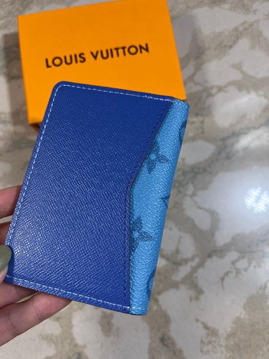 Card holder Louis Vuitton card holder Blue Size 8x11cm