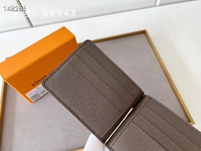 Card holder Louis Vuitton card holder Brown Size 12x8cm