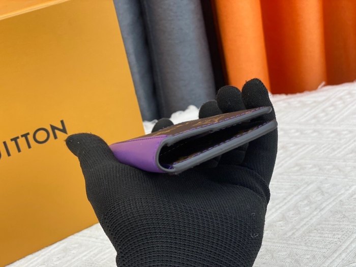 Card holder Louis Vuitton card holder Brown Size 7.5x11x1cm