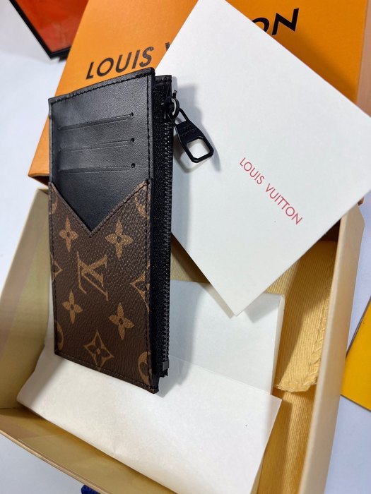 Card holder Louis Vuitton zipper card holder White Size 14.5x8x1cm