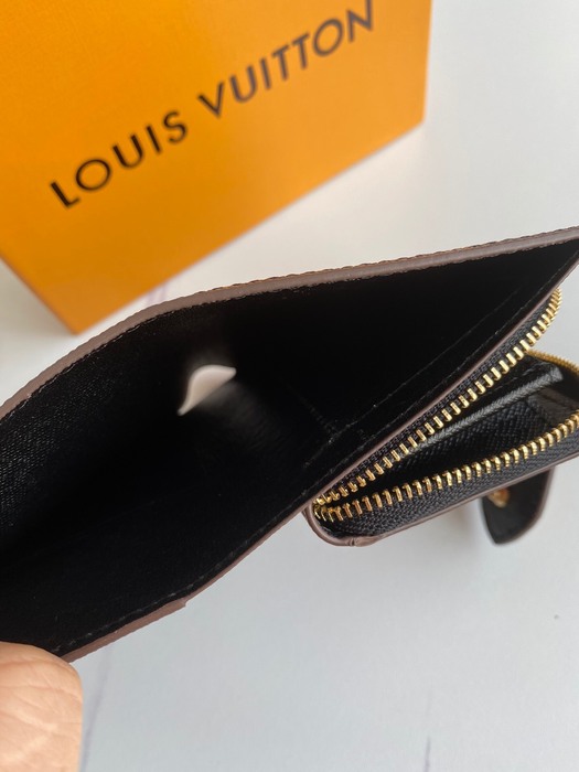 Card holder Louis Vuitton zippered card holder Brown Size 13x9cm