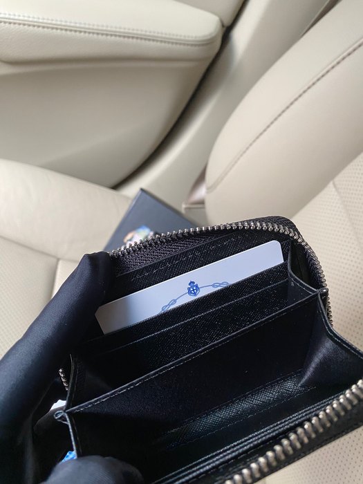 Card holder Prada zip around card holder Black Size 12x9x2.5cm