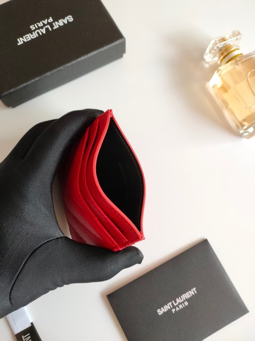 Card holder Saint Laurent YSL logo quilted Red Size 10.5x7.5x0.5cm