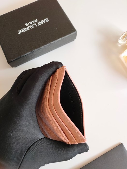 Card holder Saint Laurent quilted card holder Beige Size 10.5x7.5x0.5cm