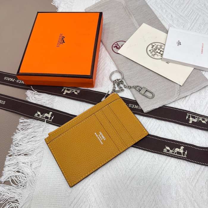 Card holder Tan Size 11.9x8.3cm