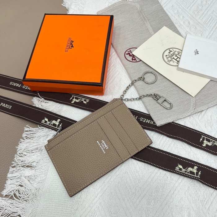 Card holder Togo grained leather card holder Beige Size 11.9x8.3cm