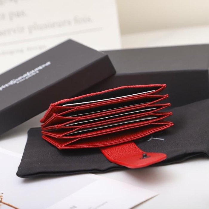 Card holder quilted card holder Red Size 11x7x2cm