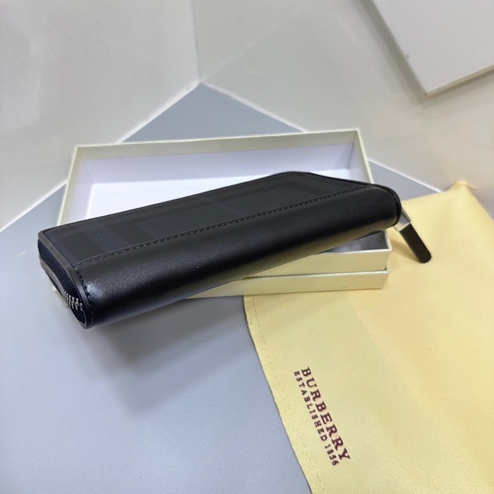 Clutch bag Burberry zip around long wallet Black Size 19x10cm